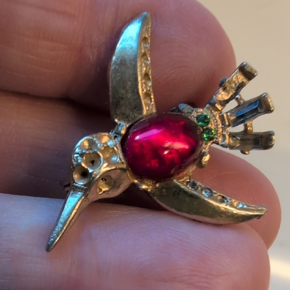 Vintage 1950's Era Red Jelly Hummingbird Brooch Estate Sale Collectable